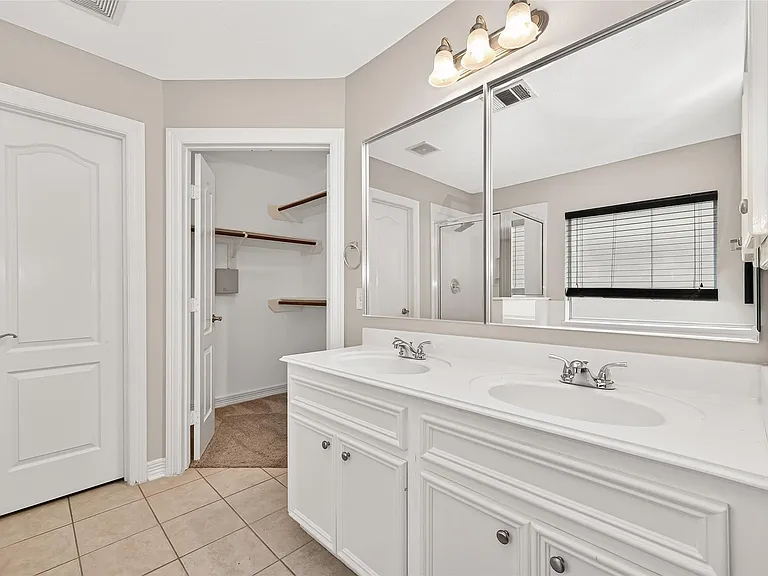 127 Monterrey Rd W — Photo 28