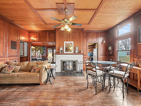 5th image of 518 Trout Brook Rd