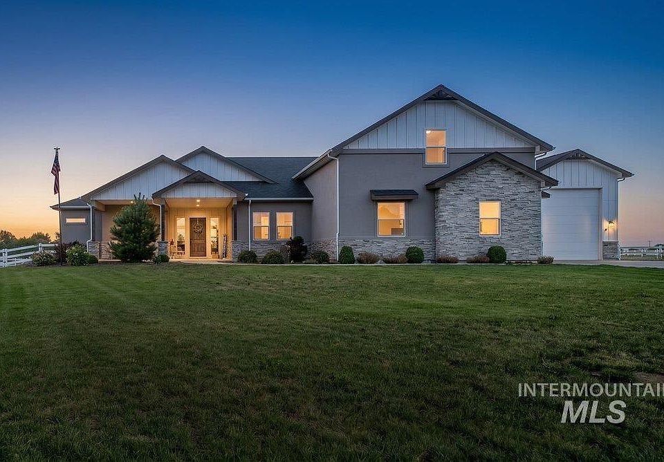 1st image of 25127 Red Sage Ln