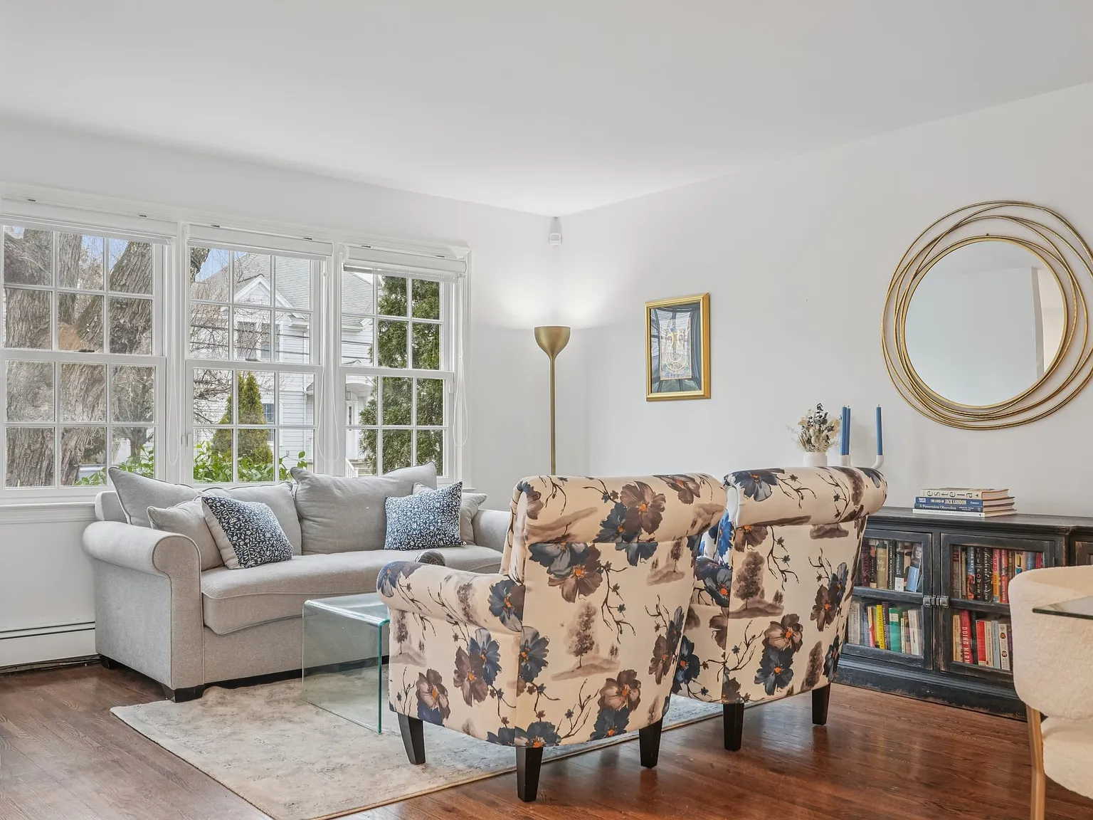 9 Oakwood Ave — Photo 3