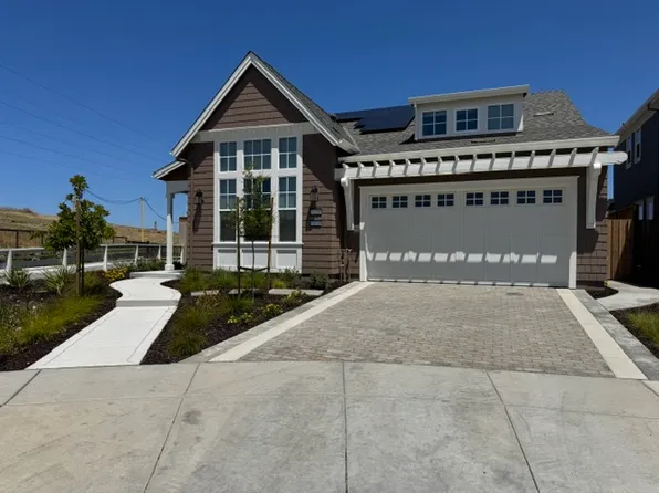 5375 Singh Cir, Union City, CA 94587