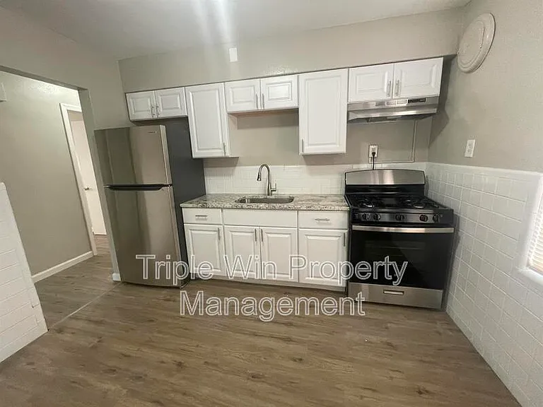 6918 Etzel Ave — Photo 13
