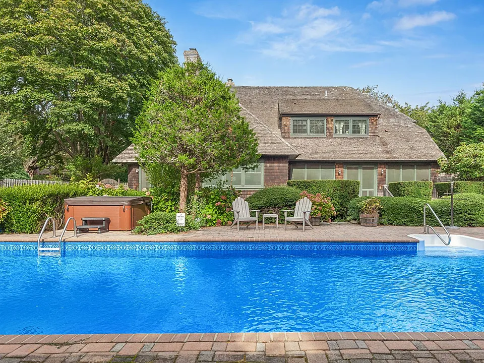 31 Gansett Ln
