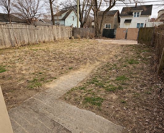 2nd image of 7263 Senator St