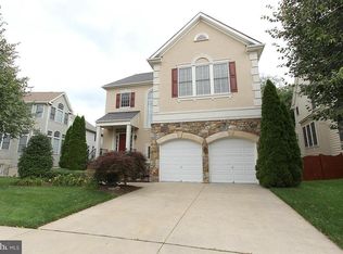 3943 Highland Oaks Dr, Fairfax, VA 22033