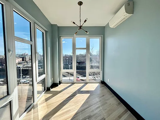 Rented by Bruma Realty LLC | media 6