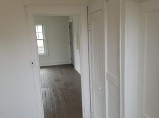 420 W 13th St APT 3, Davenport, IA 52803