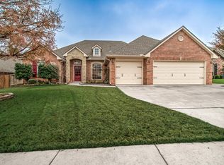 600 Ash Grove Cir, Edmond, OK 73003