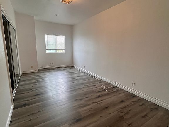 4th image of 127 W H St Unit C
