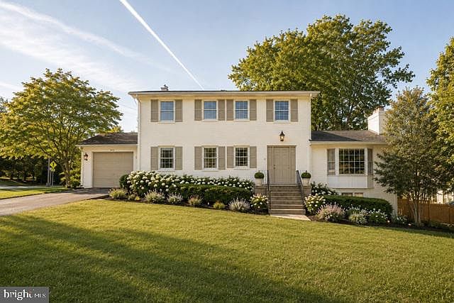 1st image of 6413 Noble Dr