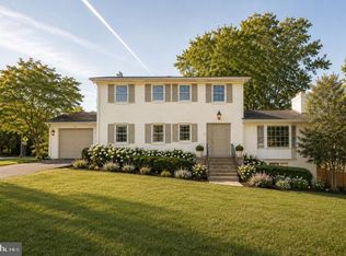 6413 Noble Dr, Mc Lean, VA 22101