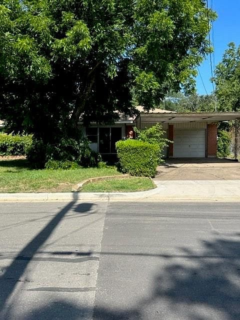 1st image of 700 House St