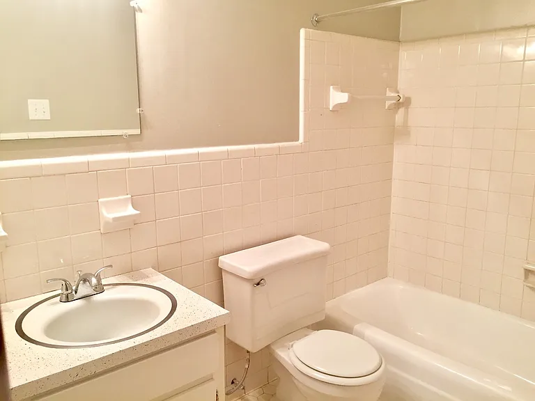 Green Springs Village Apartments - Birmingham, AL — Photo 31