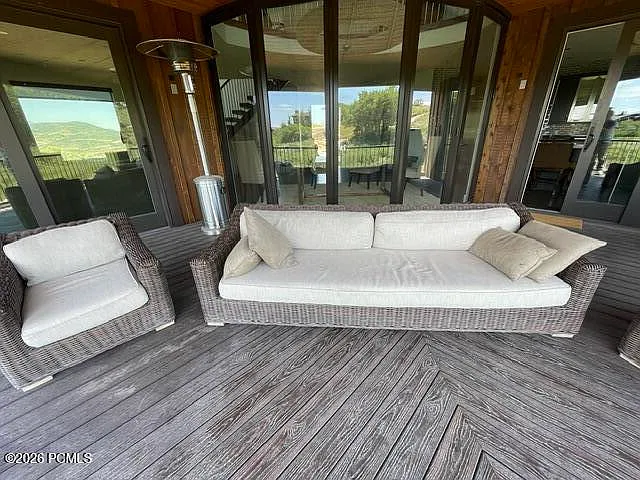 1135 E Lasso Trl — Photo 31