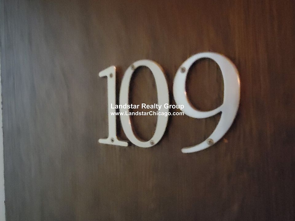 1st image of 6818 N Wayne Ave #109