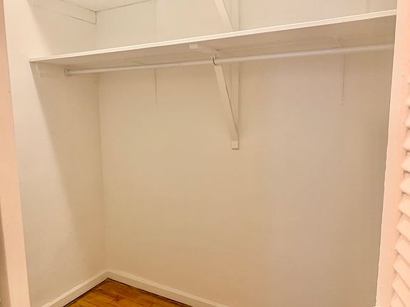 5th image of 120 E 62nd St APT 2D