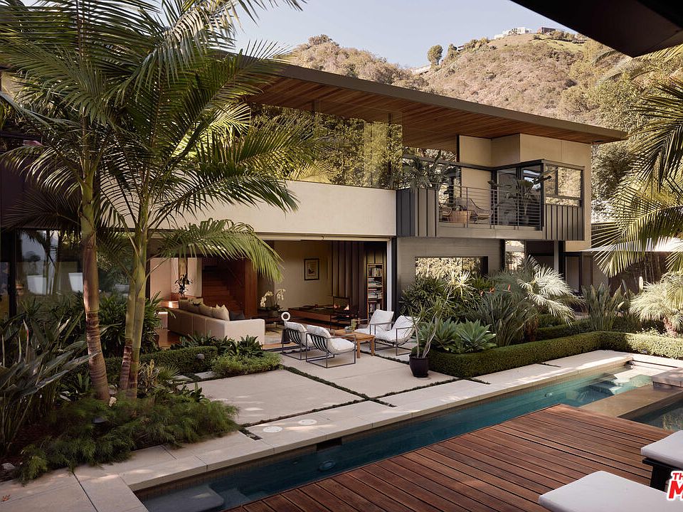 1st image of 2496 Mandeville Canyon Rd