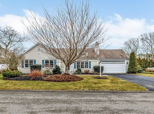 70 Schooner Ln, Hyannis, MA 02601