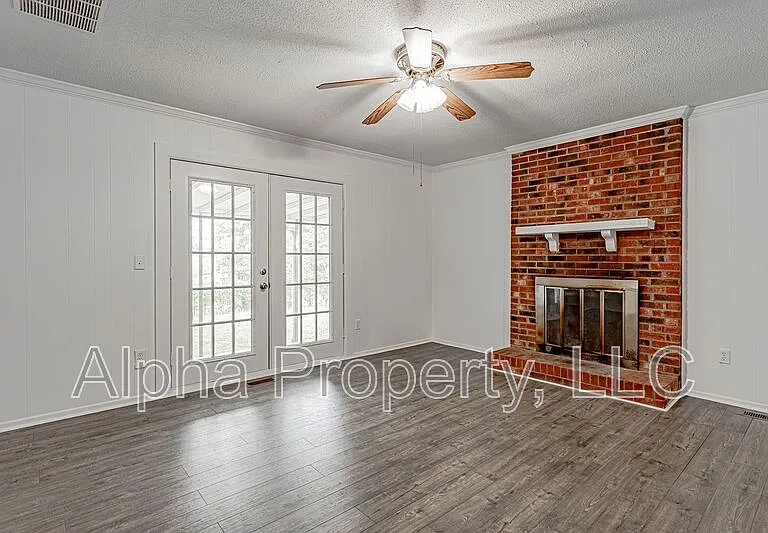 134 Saturn Ln — Photo 11