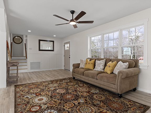 5th image of 1310 Brow Rd