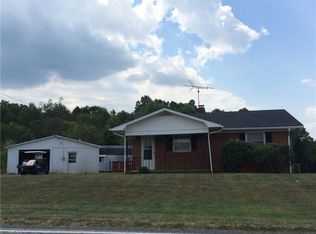 382 Little Mountain Church Rd, Ararat, NC 27007