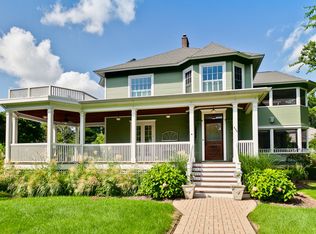 404 Glen Ave, Lake Bluff, IL 60044