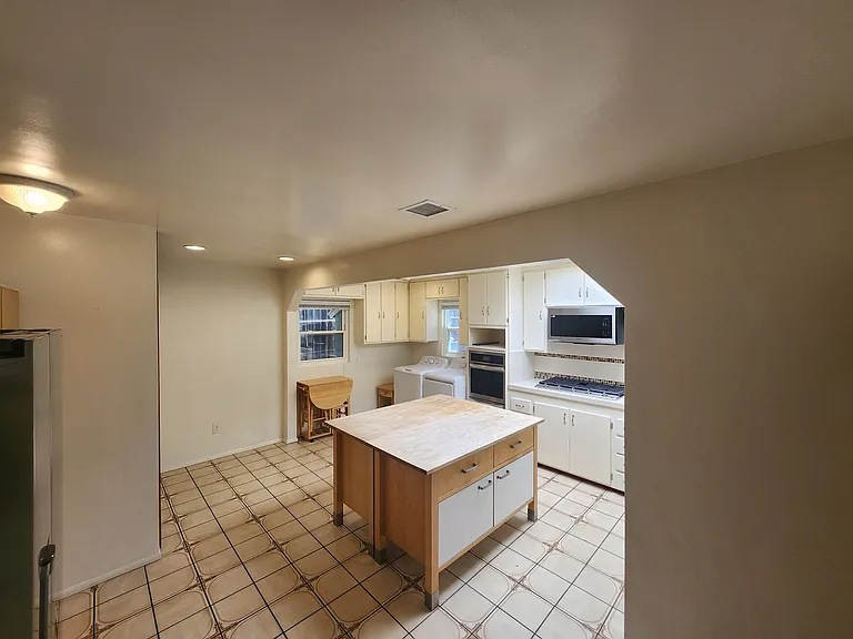 2203 Ralene St #1 — Photo 4