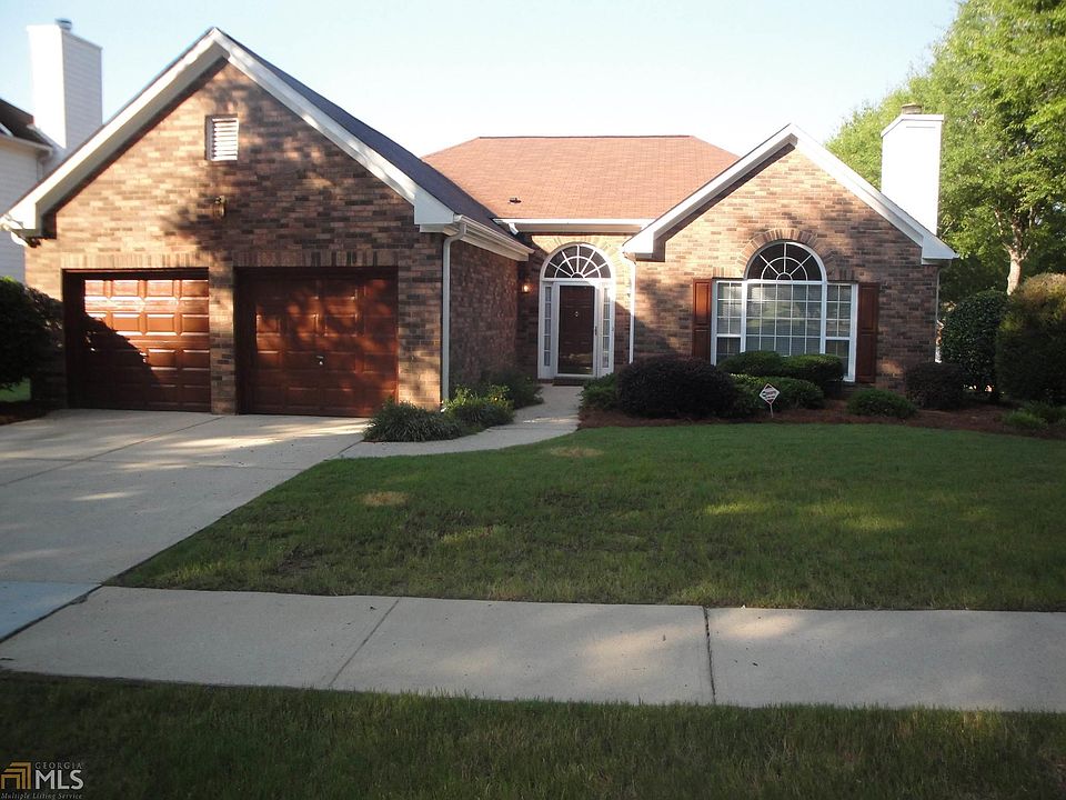 2nd image of 505 Fitzgerald Pl