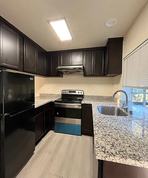 1967 Bonifacio St #8 — Photo 1