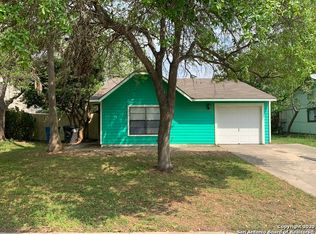 4815 Corian Oak Dr, Kirby, TX 78219