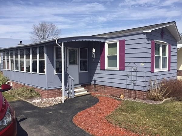 1st image of 22 Garden Ln