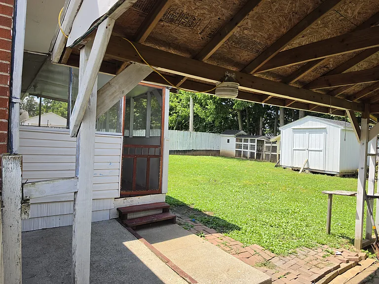 3687 Red River Dr — Photo 11