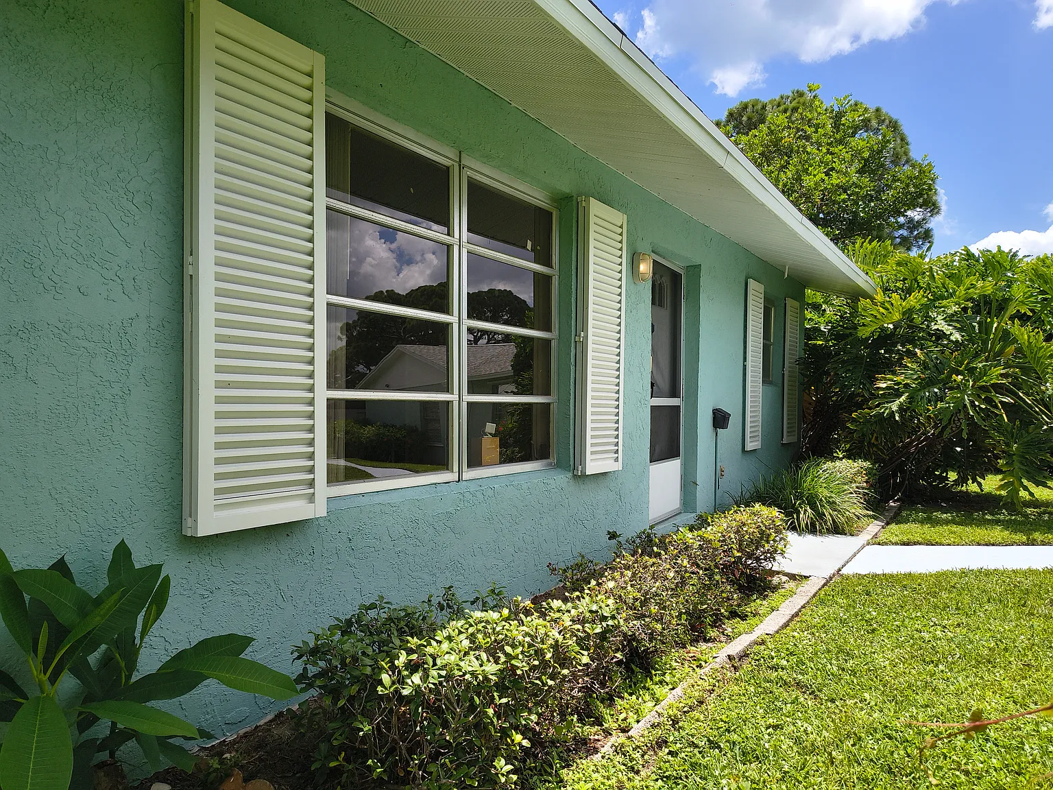 SE Sandcastle Cir, Hobe Sound — Photo 1