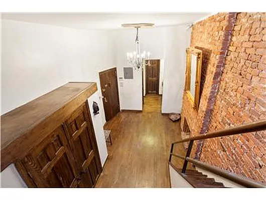 Rented by Douglas Elliman | media 19