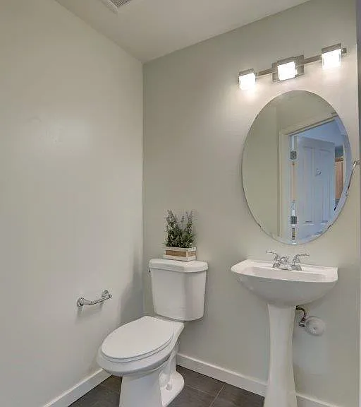 12717 Greenwood Ave N #B — Photo 4