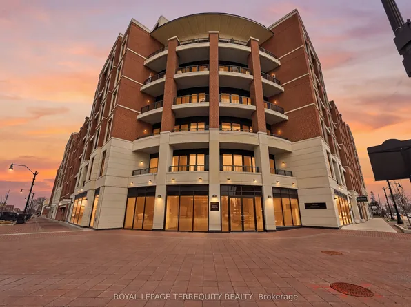 1 Hume St #Penthouse 615, Collingwood, ON L9Y 1W7