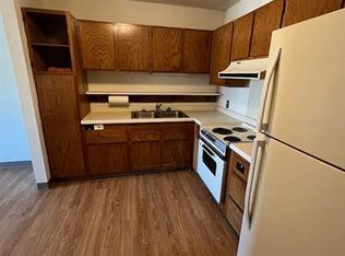 23 Neptune, Cosmos, MN 56228