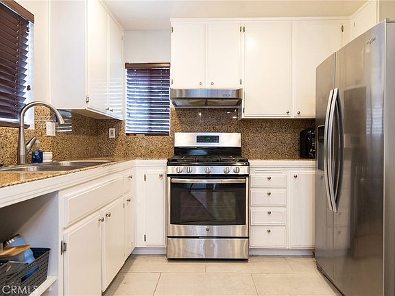 5th image of 640 W Lambert Rd Unit 35
