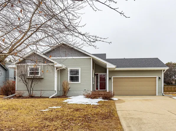 301 NE Mandy Ln, Ankeny, IA 50021
