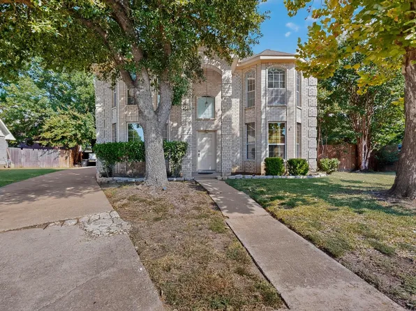 608 Trees Ct, Cedar Hill, TX 75104