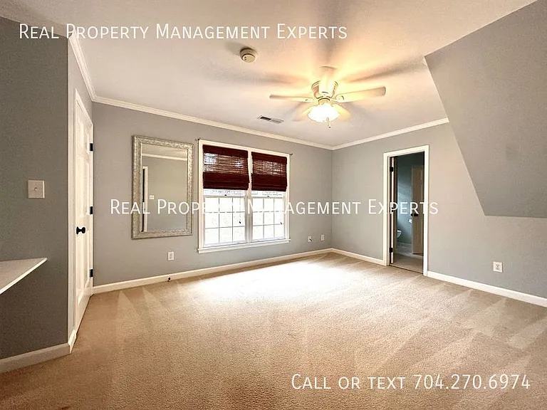 640 Barington Pl — Photo 17