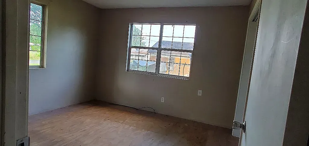 2 bed, 720 sqft, $550 — Photo 3