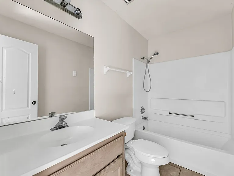 1810 Agua Fina Ave — Photo 9