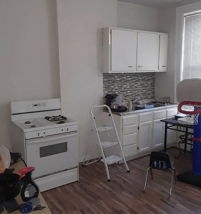 2nd image of 5047-5049 Lotus Ave