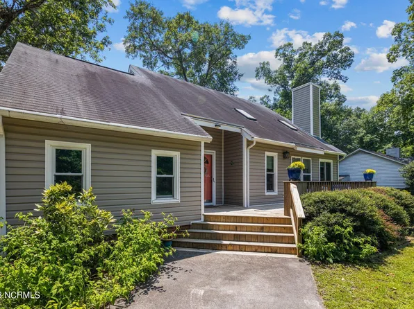 105 Crump Farm Road, New Bern, NC 28562