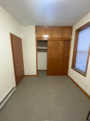 Rented by King Zone Realty Inc | media 17