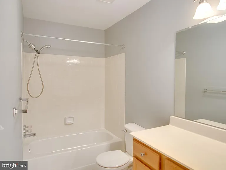 11710 Olde English Dr #G — Photo 13