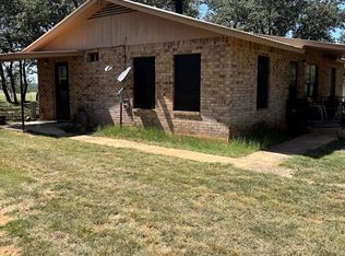 727 Cemetery Rd, Stonewall, TX 78671