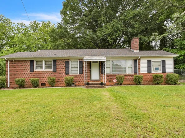 210 Sunnyview Cir, Spartanburg, SC 29307