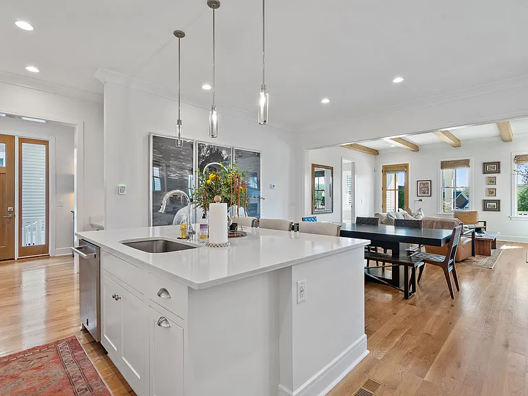 514 Hobbs Creek Dr — Photo 17